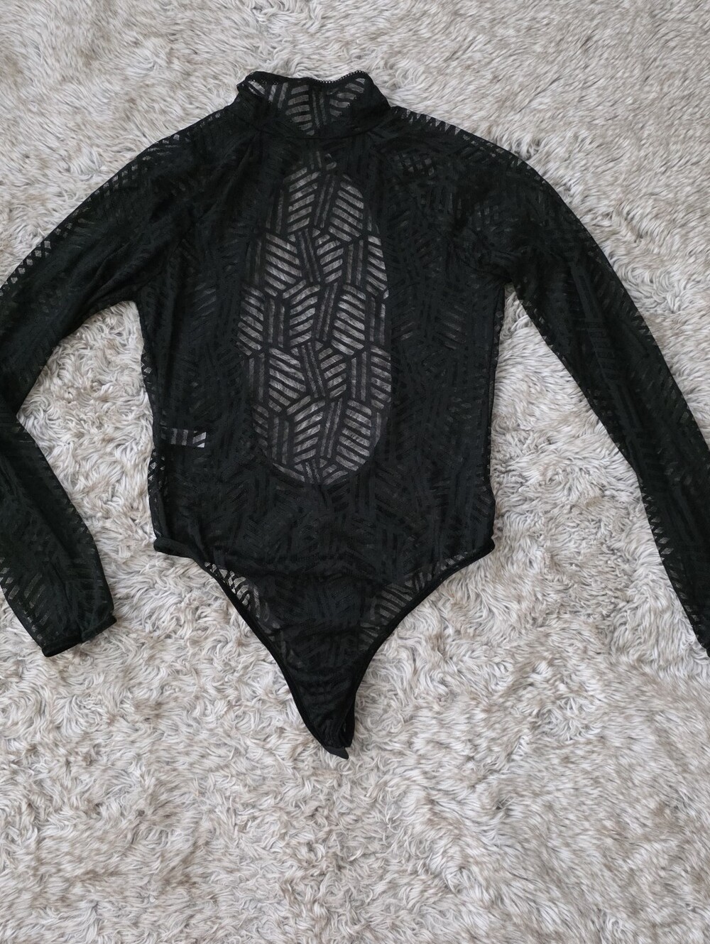 Mapalé Black Sheer Lace-Pattern Long-Sleeve Mockneck Bodysuit Women's Medium